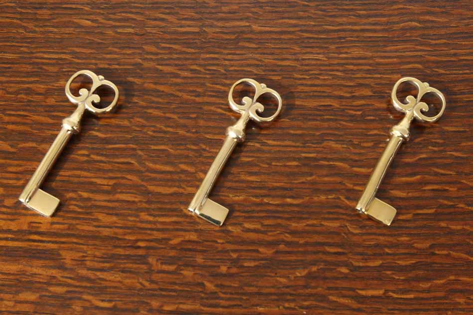 真鍮製キャビネットキー　60サイズ