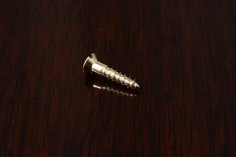 真鍮製ウッドスクリューフラットヘッド (皿頭マイナス木ねじ) 3g×1/2インチサイズ 200本入