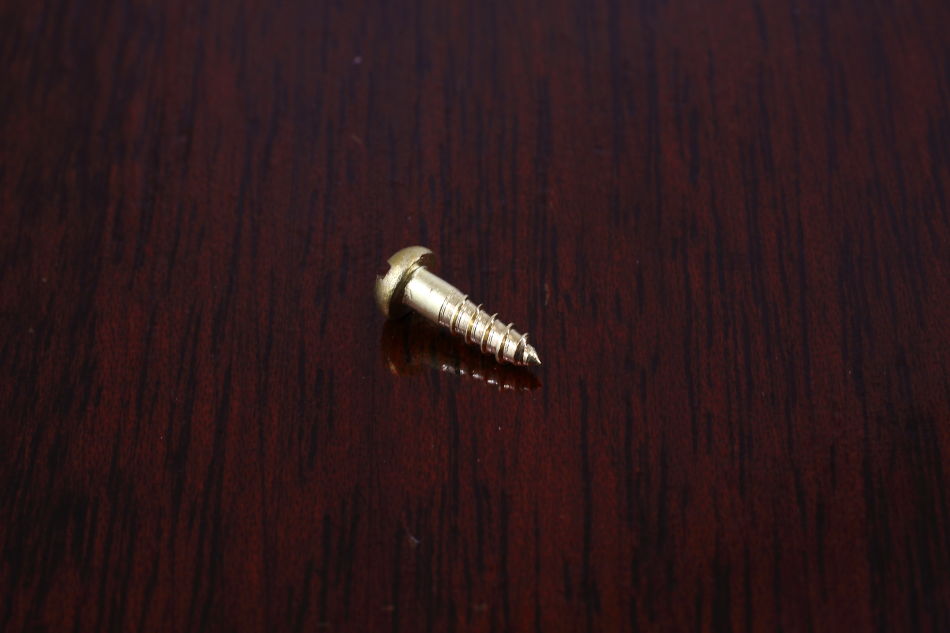 真鍮製ウッドスクリューラウンドヘッド (なべ頭マイナス木ねじ) 3g×3/8インチサイズ 200本入