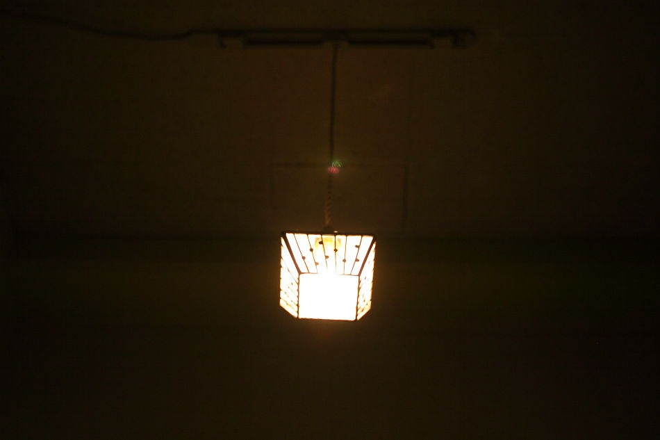 ニドnido ステンドグラス ランプ ”ノアnoix”