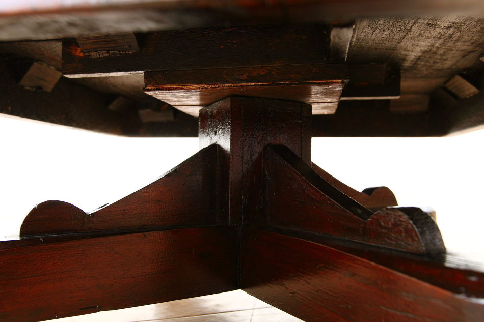 サーペンタインスタイル マホガニーレボルビングブックテーブル 