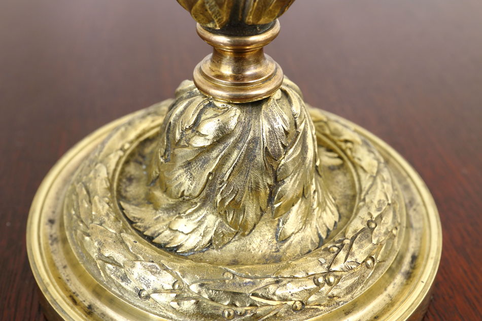 ルイ15世Louis XVスタイル アートガラス & ソリッドブラス  デスクランプ