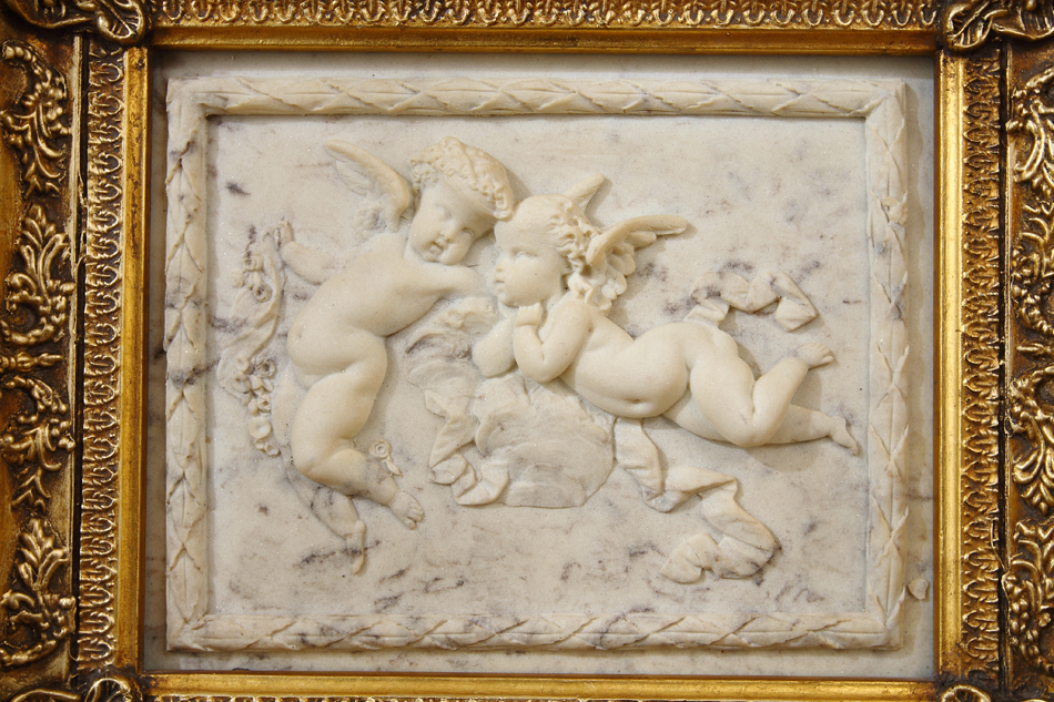 A pair of cherubs / plaque picture