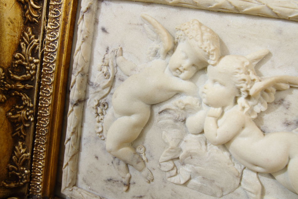 A pair of cherubs / plaque picture
